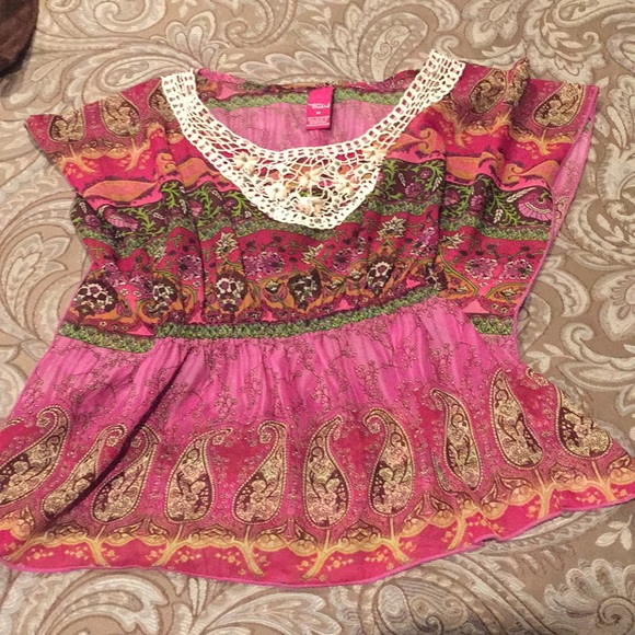 Forever orchard girls  sheer top with under shirt - Picture 4 of 7